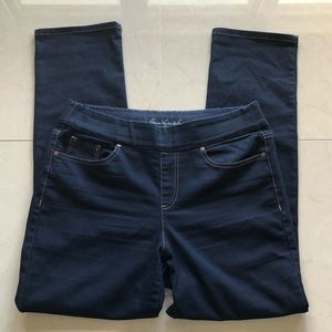 Gloria Vanderbilt dark denim 12